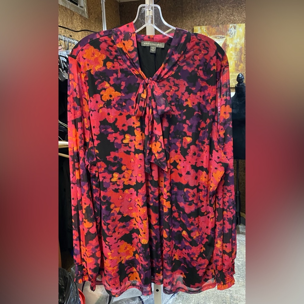 Kate & Mallory Colorful Patterned Top, size 2X